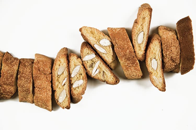 La Ricetta per fare a casa i Biscotti di Prato