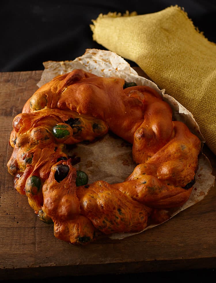 Corona Candita (The Candied Fruit Crown)